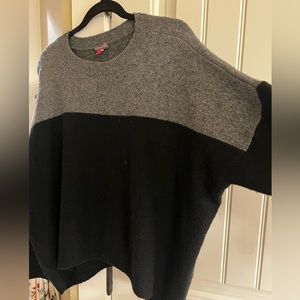 Vince camuto sweater size xl brand new